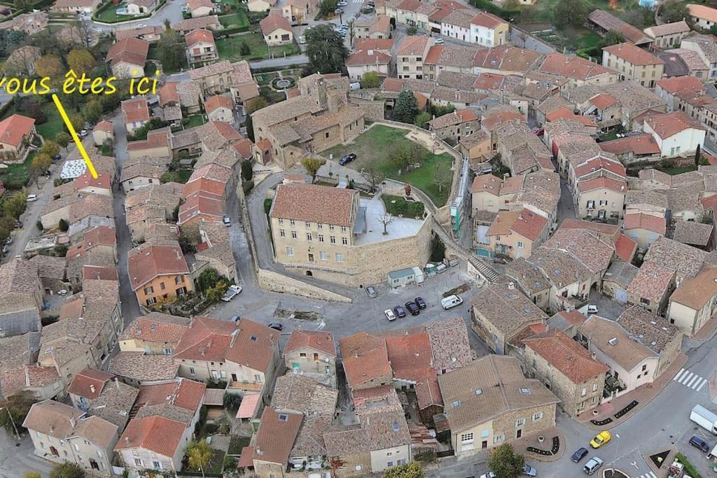 Charmant Meuble Dans Un Joli Village Circulaire أليكْسا المظهر الخارجي الصورة